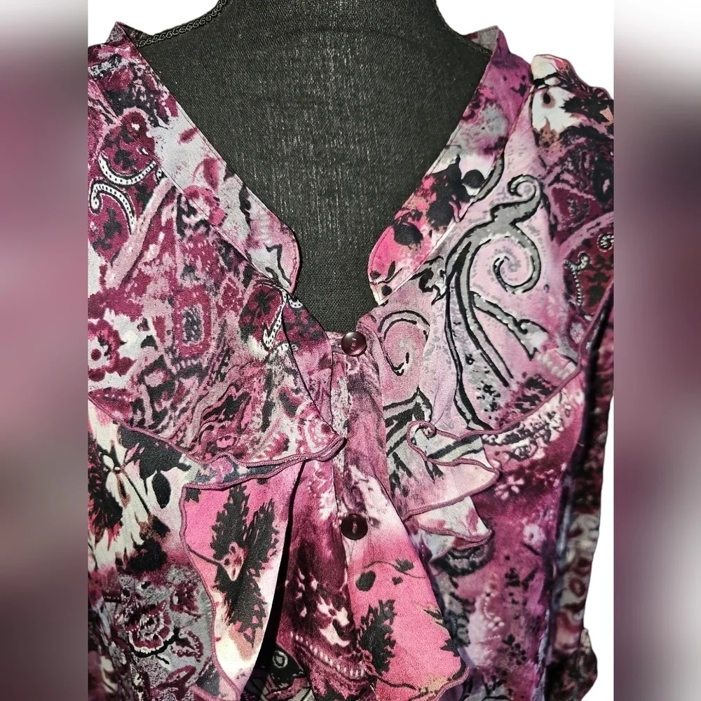 Purple Dress Barn Shirt Large + Free purple bling Earrings - Picture 2 of 5